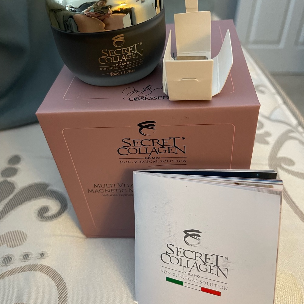 Secret collagen, mask